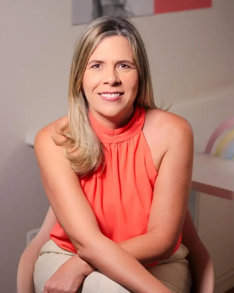 dra-gabriele-reis-1-3